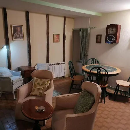 Les Ecuries Des Princesses Holiday home